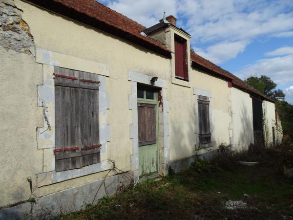 Vente Maison80 m² - 3 Pièces - SAINT PIERRE LES BOIS (18170)