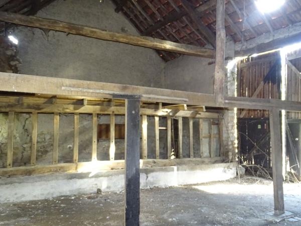 Vente Maison80 m² - 3 Pièces - SAINT PIERRE LES BOIS (18170)