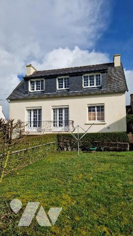 PLOUJEAN-PARFAITEMENT ENTRETENUE-4 CHAMBRES