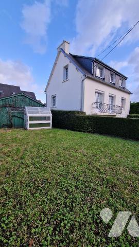 PLOUJEAN-PARFAITEMENT ENTRETENUE-4 CHAMBRES