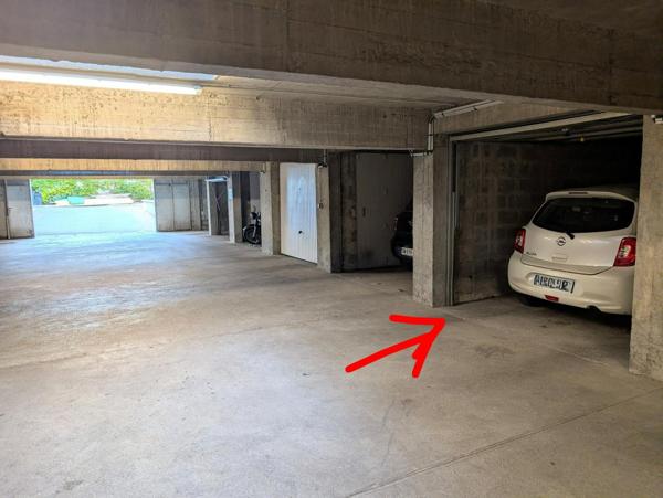 APPARTEMENT T4 avec box, cave, grenier