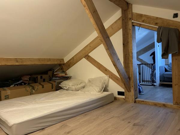 Acheter un Appartement comme une Maison de 4 pièces situé à Bordeaux Caudéran, quartier des Maréchaux, avec grande terrasse, jardin et stationnements