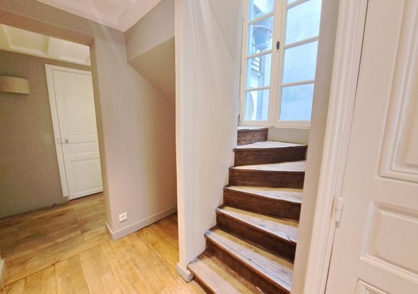 APPARTEMENT T4 DUPLEX / REF : 0592
