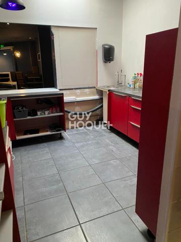 Local commercial Fontenay Le Comte 243 m2