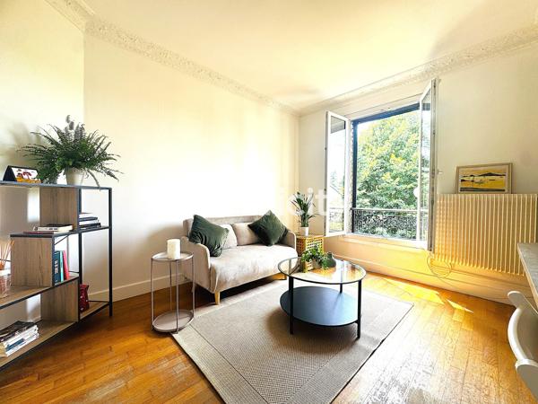 Appartement
         3 pièces
        - 60 m² Exclusivité 315 000 € *