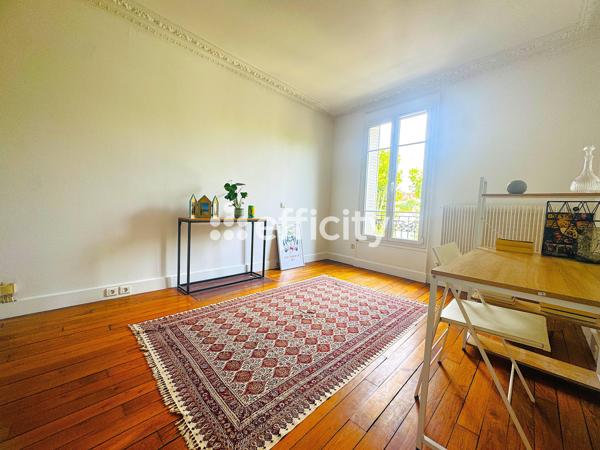 Appartement
         3 pièces
        - 60 m² Exclusivité 315 000 € *