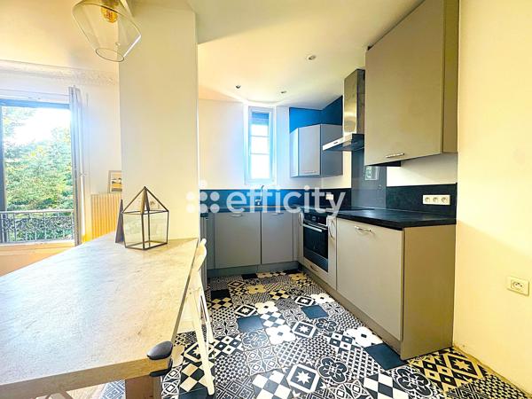 Appartement
         3 pièces
        - 60 m² Exclusivité 315 000 € *