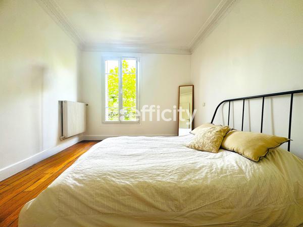 Appartement
         3 pièces
        - 60 m² Exclusivité 315 000 € *