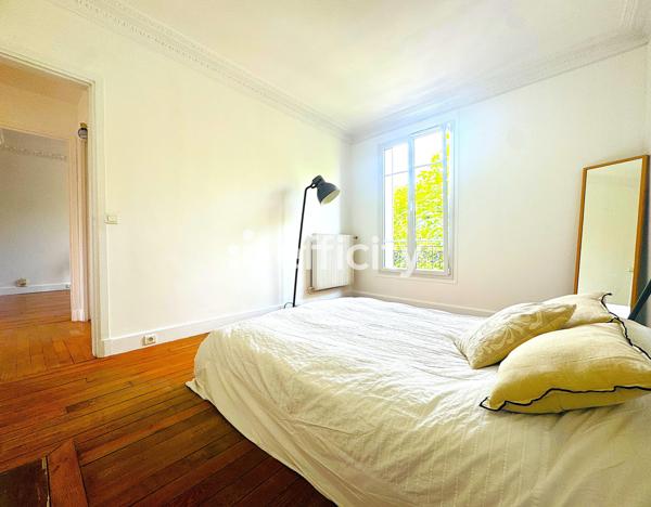Appartement
         3 pièces
        - 60 m² Exclusivité 315 000 € *