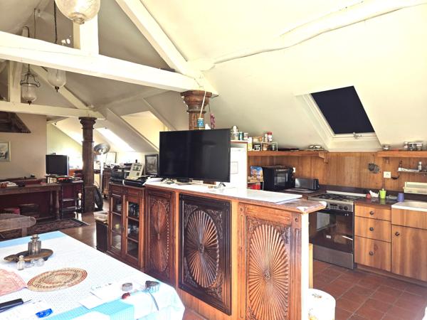Maison
         5 pièces
        - 190 m² 549 000 € *
