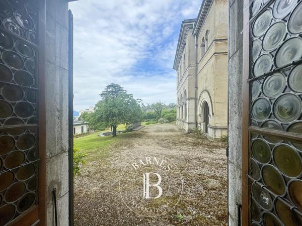 Aix-les-Bains, Propriété 10 Chambres -  618 m² à vendre