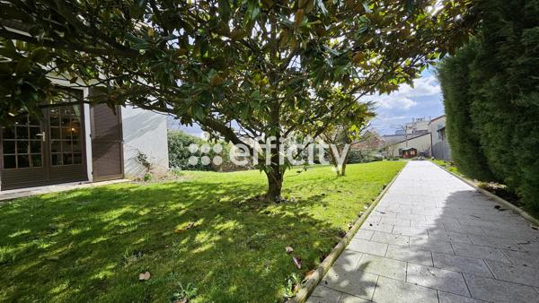 Maison 8 pièces - 233 m² Bien prestige