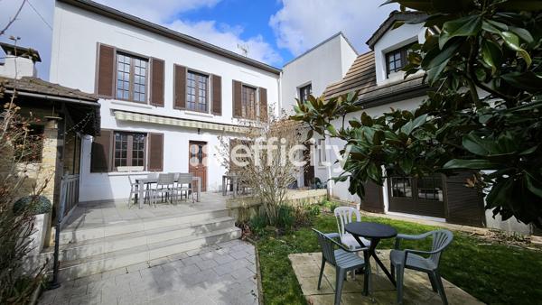 Maison 8 pièces - 233 m² Bien prestige