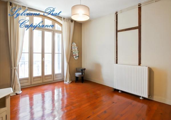 Grand appartement de caractère – 197 m² – Hyper centre de Pau