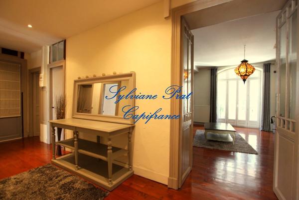 Grand appartement de caractère – 197 m² – Hyper centre de Pau