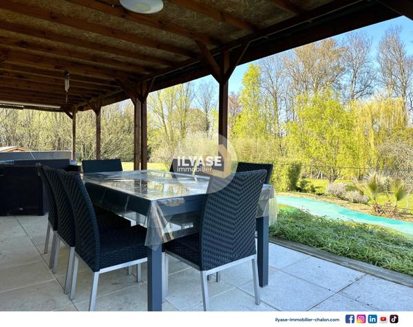Maison 212m² | 5CH | 2035m² de terrain clos et arboré | Piscine