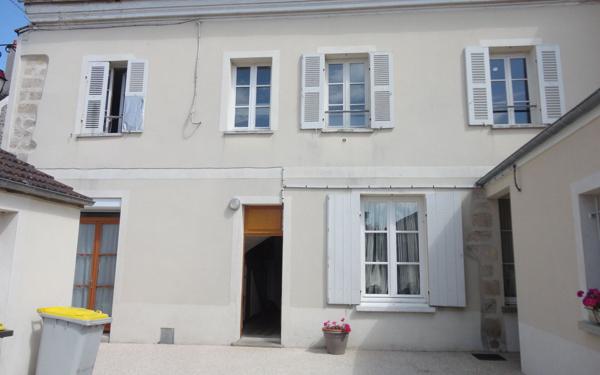 Appartement à louer    3 pièces •  Rozay-en-Brie