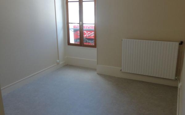 Appartement à louer    3 pièces •  Rozay-en-Brie