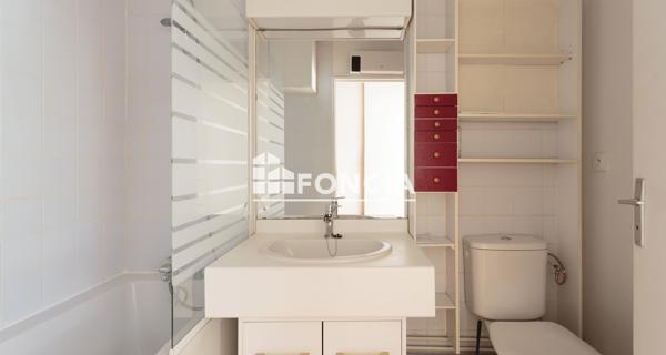 À vendre Studio 30.38 m² - Paris 75019