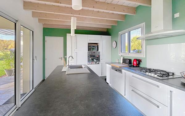 Maison à vendre    5 pièces •  Prigonrieux