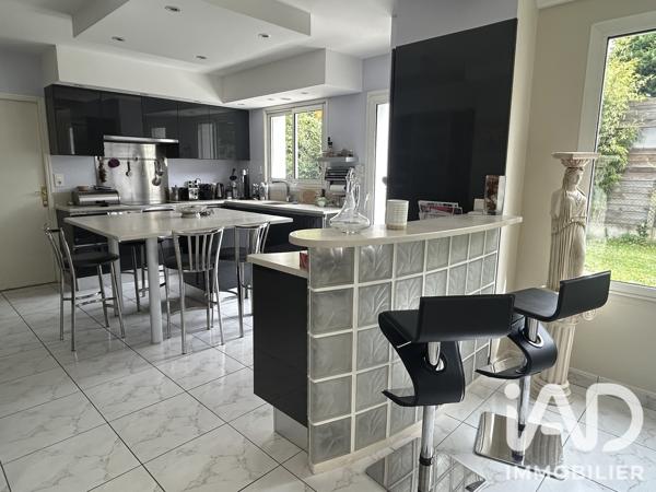 Maison à vendre 7 pièces 194 m² La Chapelle-sur-Erdre