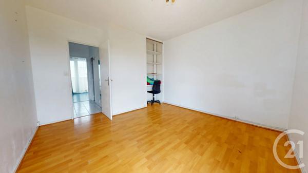 Appartement à vendre  3 pièces - 56,05 m 2   ST QUENTIN  - 02