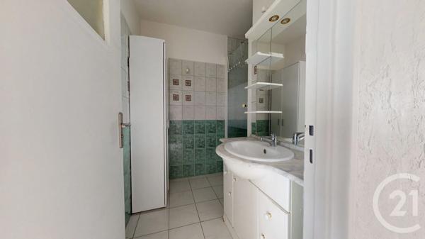 Appartement à vendre  3 pièces - 56,05 m 2   ST QUENTIN  - 02