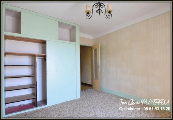 Maison à rénover T6 130 m2, 4 chambres, garage , jardin , extensions 220 m2 aménageables