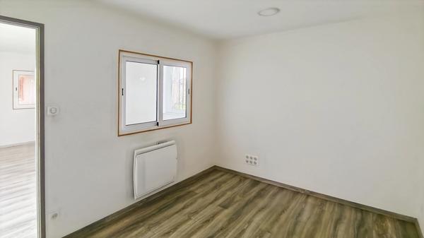 Local d'activité avec bureau et stockage à louer proche d'Eymet