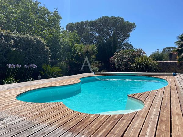 LOCATION Maison Vairé 6 pièces - 167 m²