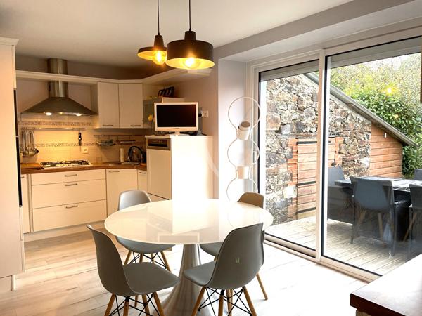 LOCATION Maison Vairé 6 pièces - 167 m²