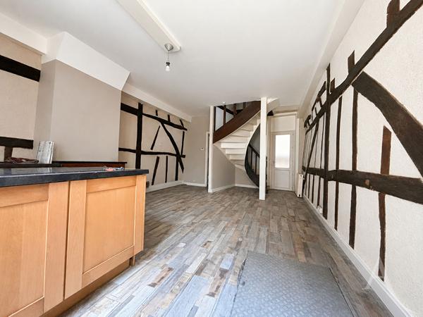 Maison de ville atypique de 62 m² en plein coeur du centre-ville !