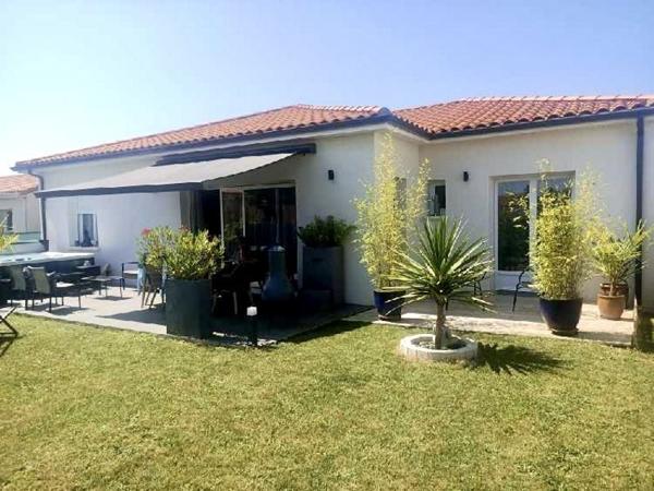 Maison à vendre |  Sainte-Bazeille |  4 pièces | 110 m²