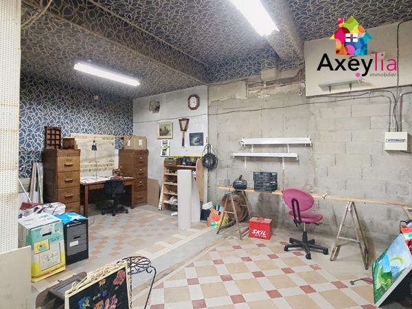 La Pacaudière (42310) A VENDRE - LA PACAUDIERE - BIEN À FORT POTENTIEL - LOCAL, HABITATION, GRENIER