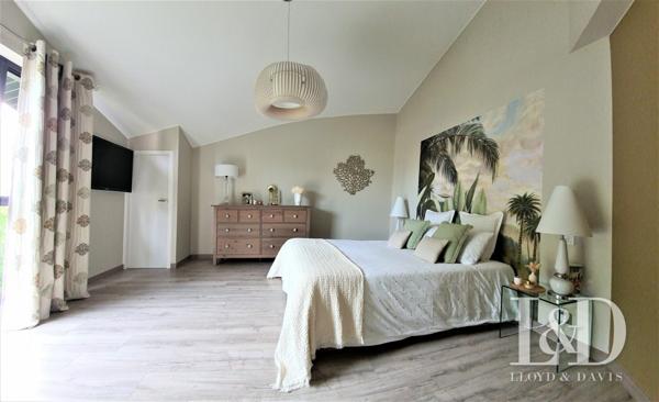  Maison d'architecte aux prestations exceptionnelles Bruges limite Le Bouscat