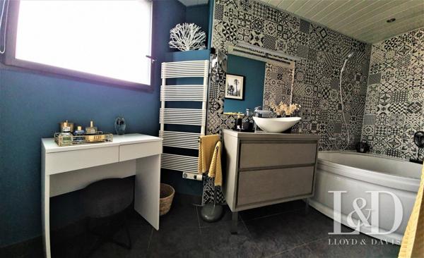  Maison d'architecte aux prestations exceptionnelles Bruges limite Le Bouscat