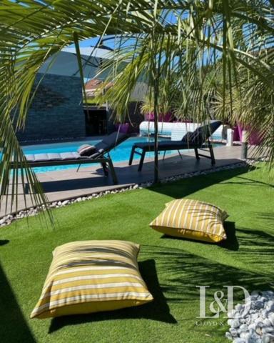  Maison d'architecte aux prestations exceptionnelles Bruges limite Le Bouscat