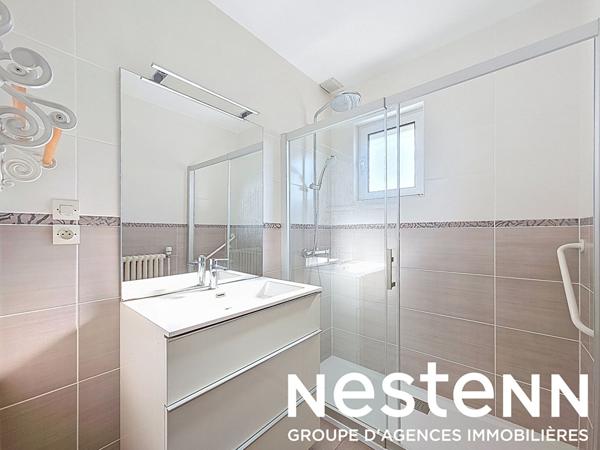 Maison Individuelle T5 - CHASSIEU - 170m² habitables -Terrain et garage