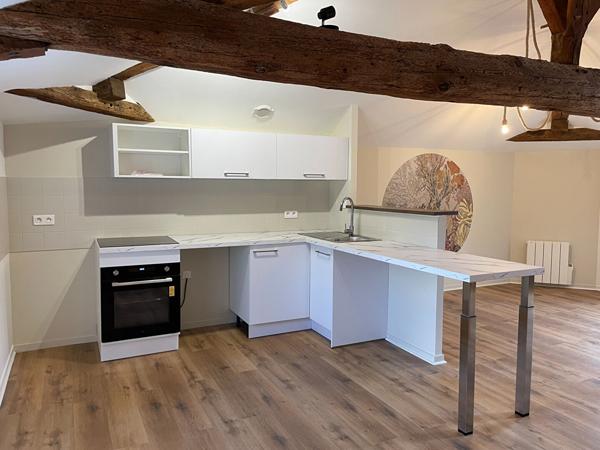 Appartement FONTENAY LE COMTE - 3 pièce(s) - 77.73 m2