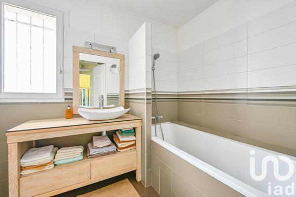 Maison à vendre 7 pièces 165 m² Rueil-Malmaison