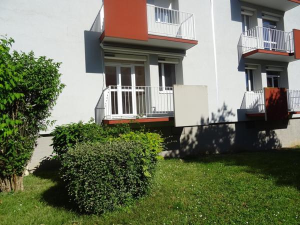 apprtement au semi rez de chaussée