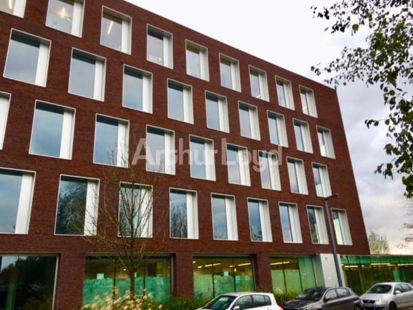 Bureaux à louer à Lomme Euratechnologies avec jardin partagé et terrasse