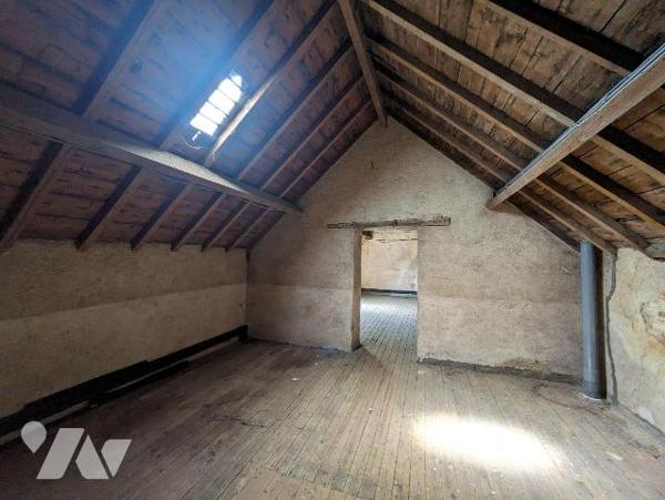EXCLUSIVITÉ - LES HERBIERS - Maison de caractère à rénover alliant le calme de la campagne et l...