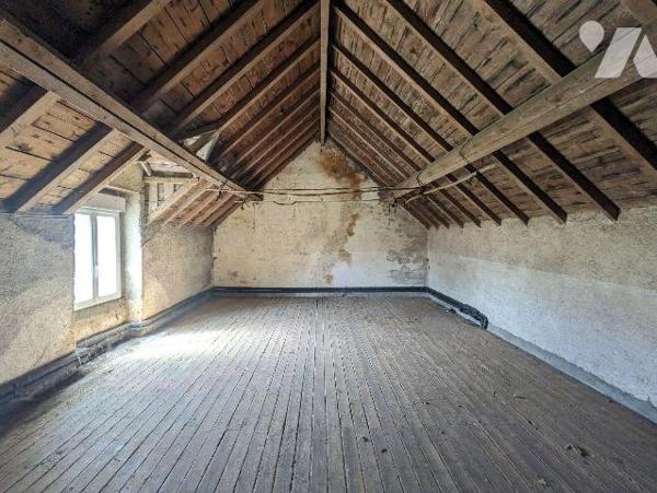 EXCLUSIVITÉ - LES HERBIERS - Maison de caractère à rénover alliant le calme de la campagne et l...