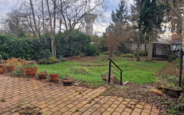 Maison à vendre    5 pièces • 127 m2 Fleury-les-Aubrais