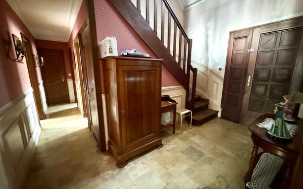 Maison à vendre    5 pièces • 127 m2 Fleury-les-Aubrais