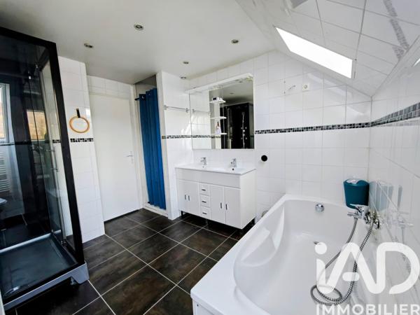 Maison à vendre 6 pièces 127 m² Scionzier