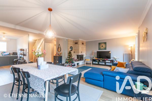 Location maison 7 pièces 134 m² Carrières-sous-Poissy