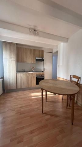 Murs commerciaux Sandouville 270 m2