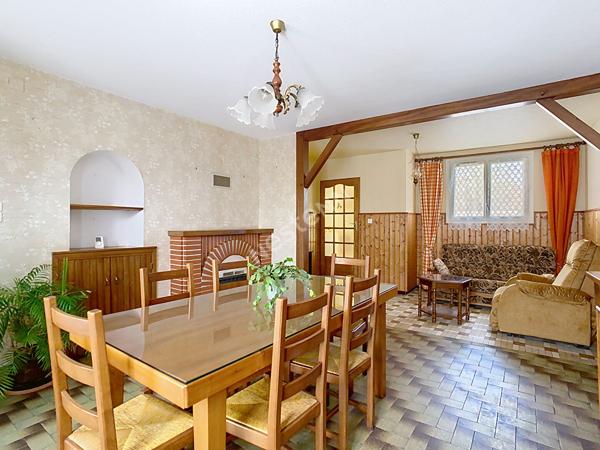 Maison Vallet 4 pièce(s) 99 m2